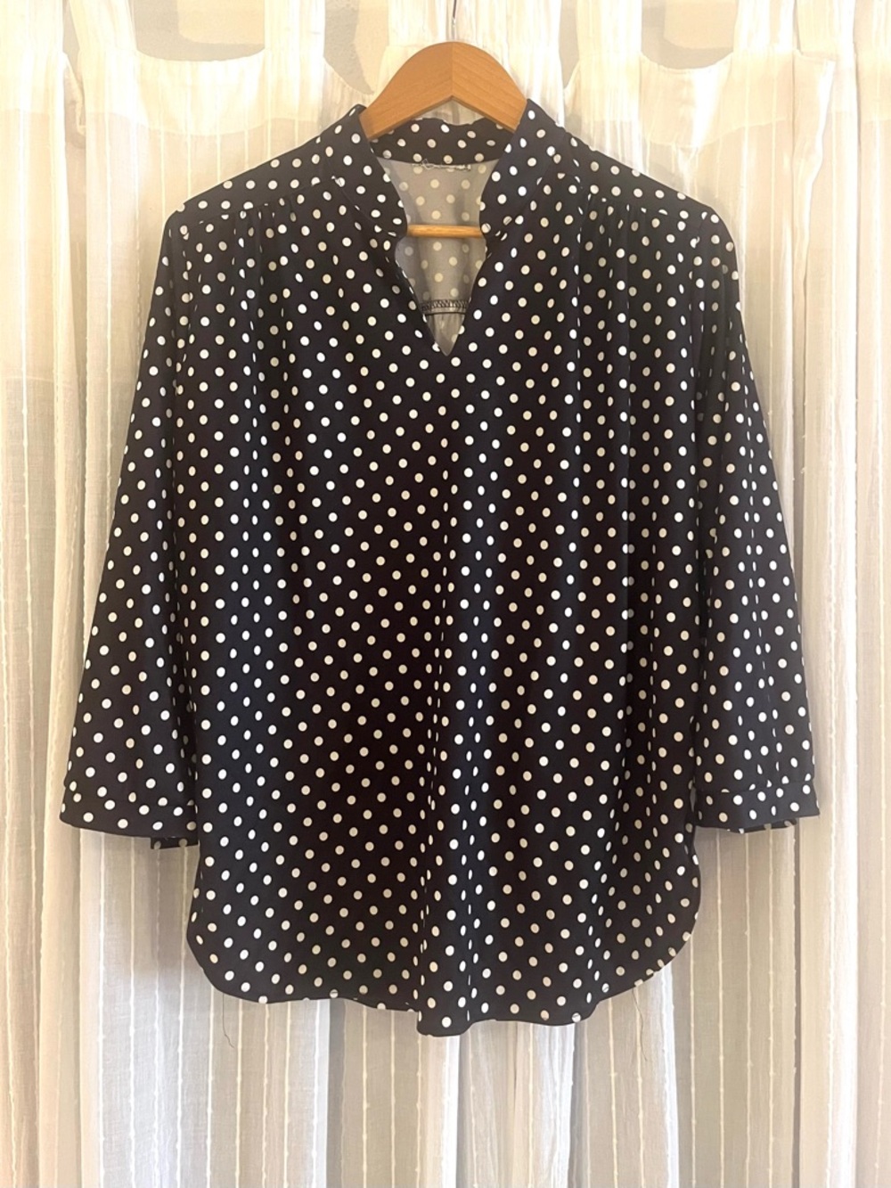 Vintage 80s Polka Dot V-Neck Blouse - Black/White
